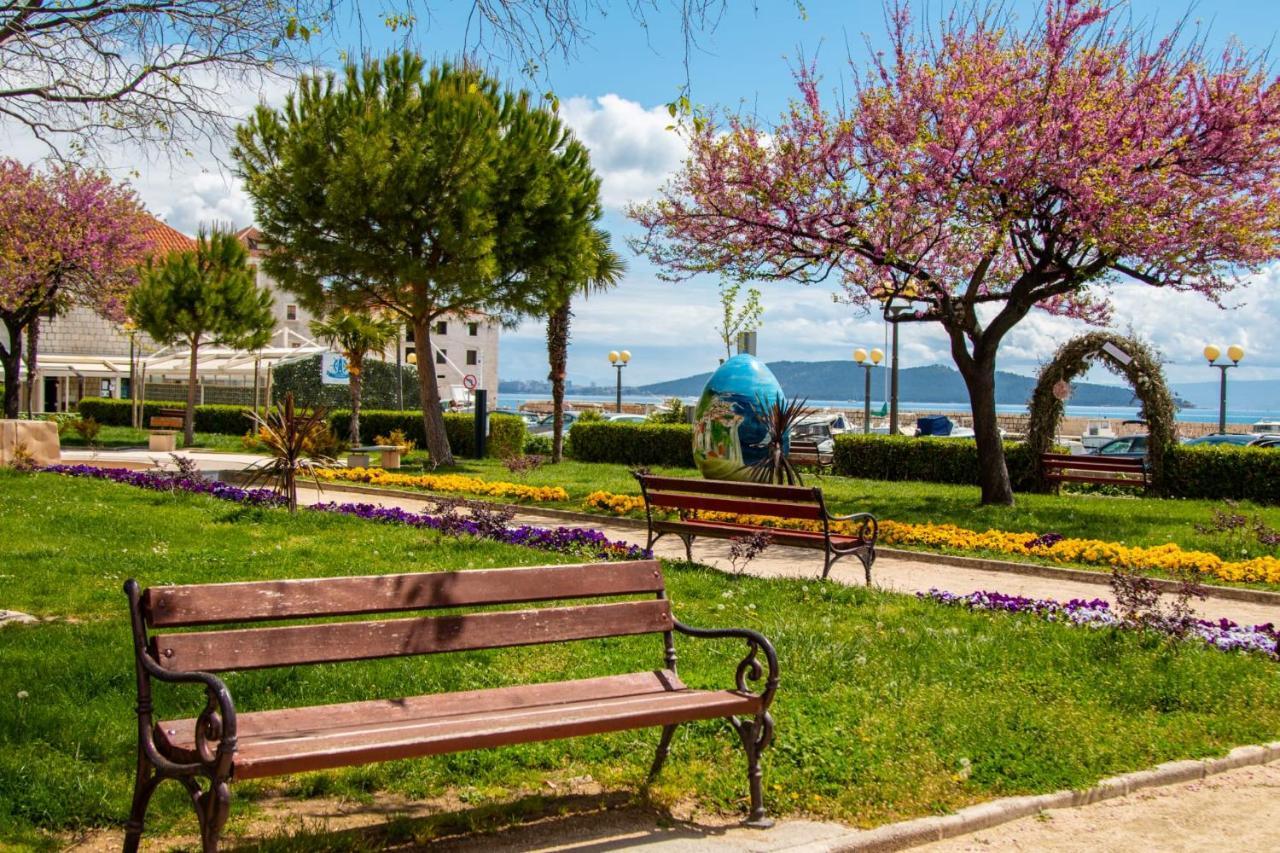 Studio Apartman Mirela Kastel Stafilic Kastela Exterior photo